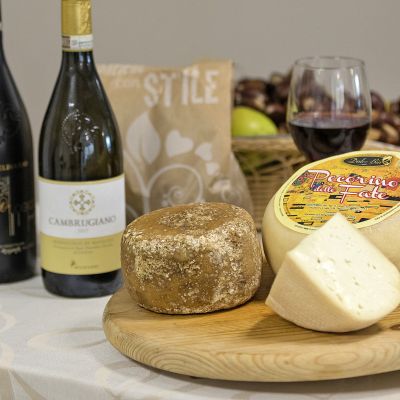 Ristorante-Rifugio-Pintura-Bolognola-Vini-e-Formaggi